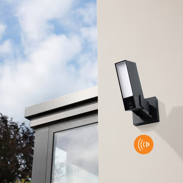 smart outdoor camera pack with siren x 2